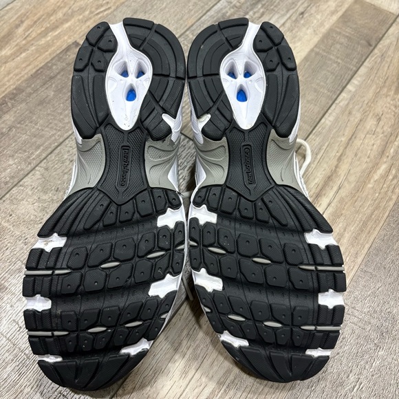 New Balance 530 'Nimbus Cloud Team Red - Picture 12 of 12